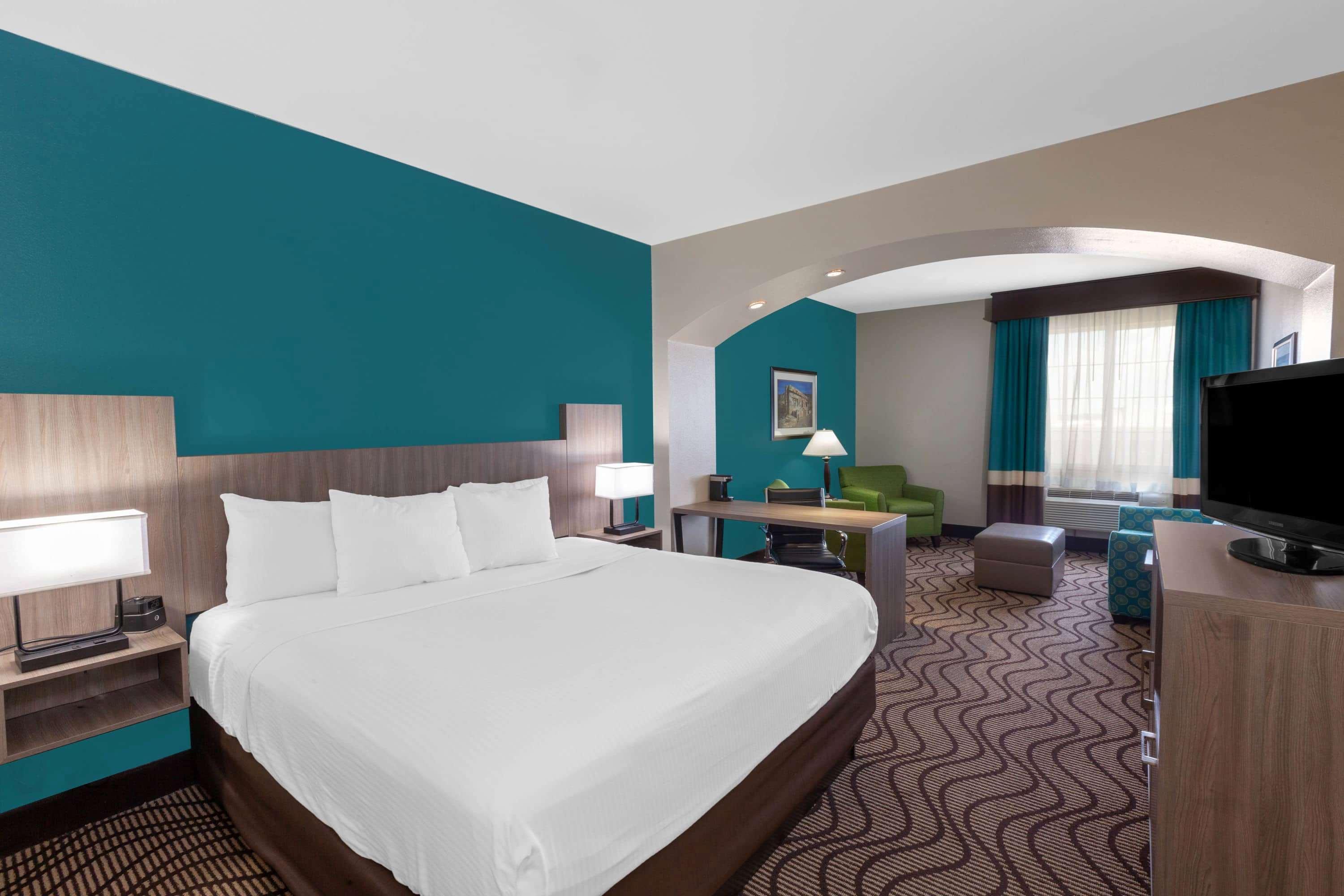La Quinta By Wyndham North Hotel Midland